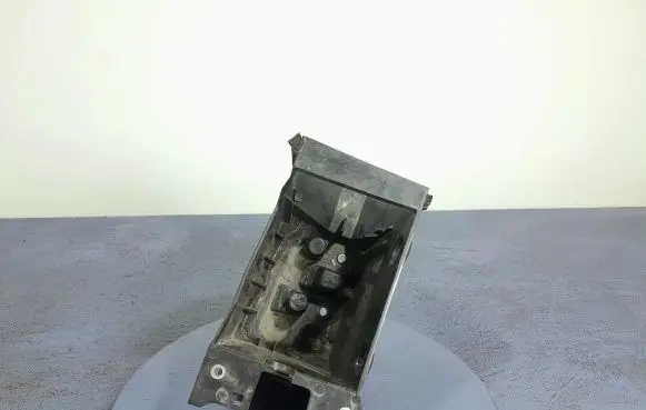 Volvo S90, V90 Battery box tray 31479621