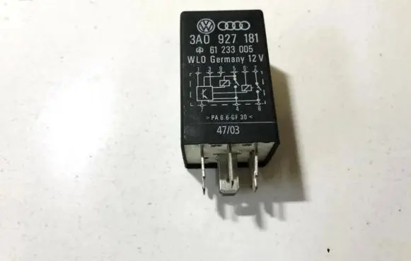 Volkswagen Golf IV Other relay 3a0927181 61233005