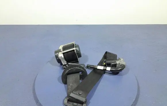 Jaguar XF X250 Front seatbelt GX63611B09BC