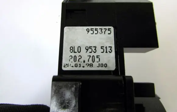 Volkswagen PASSAT B5 Light switch 8L0953513