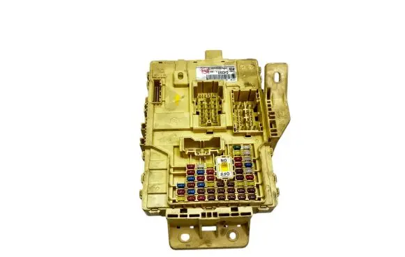 Hyundai i30 Fuse module 91950G4350 1317B06076 G43501711061294