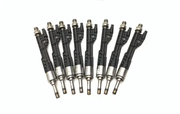 BMW X5 F15 Fuel injectors set 13647645956 0261500186