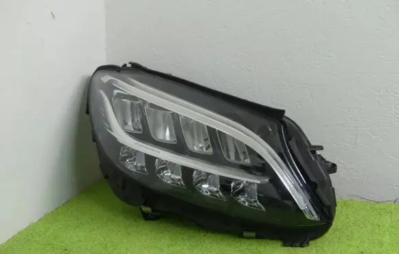 Mercedes-Benz C W205 Headlight/headlamp 2059068005