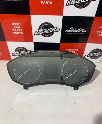 Skoda Octavia Mk2 (1Z) Speedometer (instrument cluster) 1Z0920941E