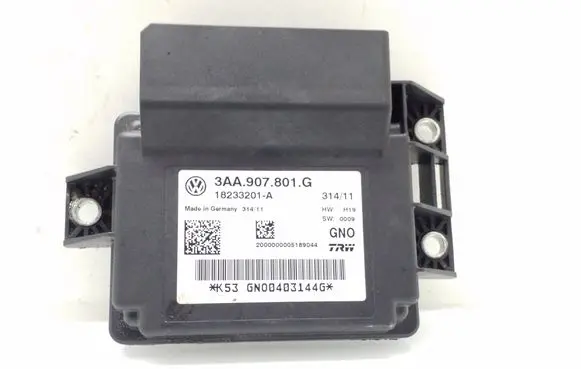 Volkswagen PASSAT B7 Hand brake control module 3AA907801G 18233201A