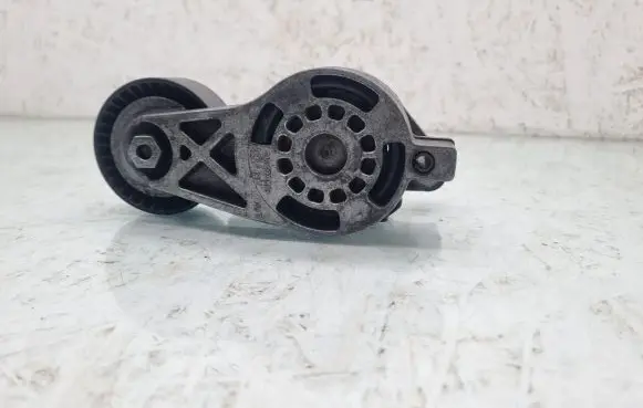 Volkswagen PASSAT B6 Alternator belt tensioner 03C903315