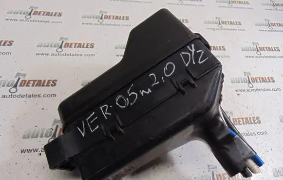 Toyota Corolla Verso E121 Fuse box set