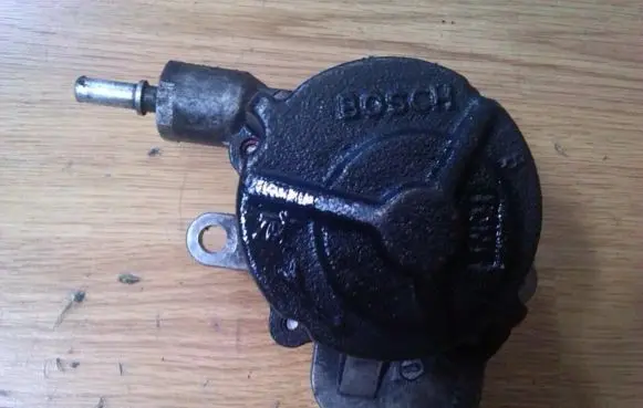 Peugeot 406 Vacuum pump