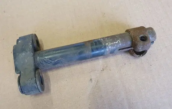 Volkswagen PASSAT Steering column universal joint 321419763B 861419535