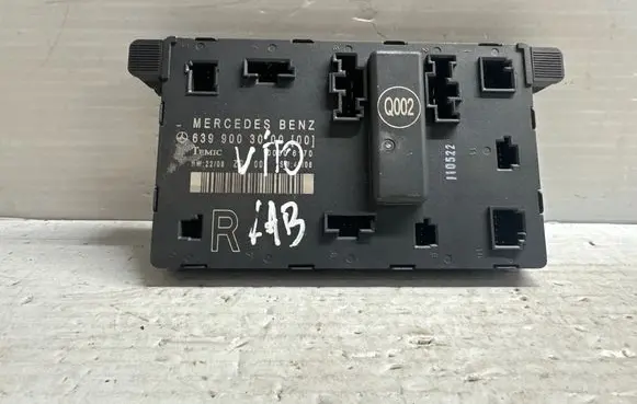 Mercedes-Benz Vito Viano W639 Door control unit/module 6399003000