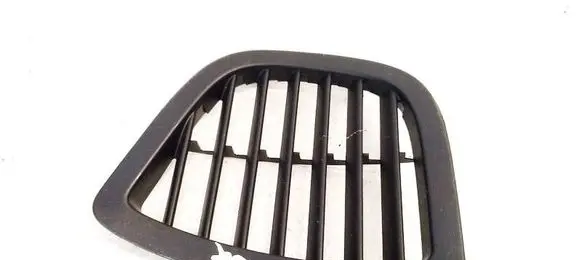 Nissan Juke I F15 Dash center air vent grill 849531KB0A
