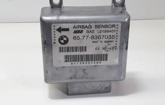 BMW 5 E34 Airbag control unit/module 8367035
