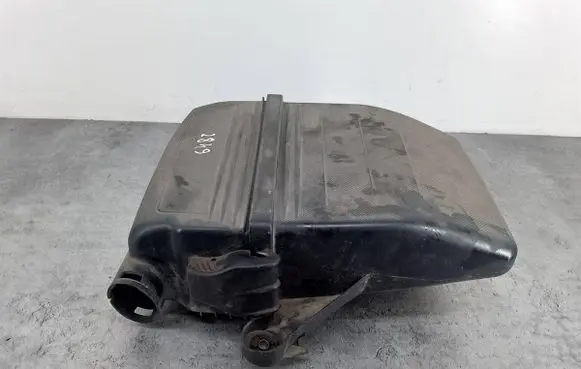 Air filter box