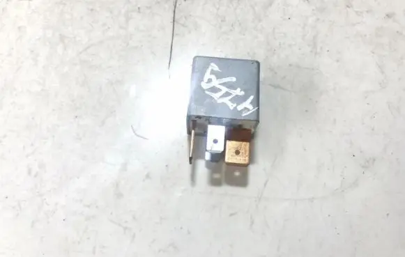 Skoda Octavia Mk1 (1U) Other relay 191937503 22204007