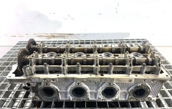 BMW 3 GT F34 Engine head B47D20A