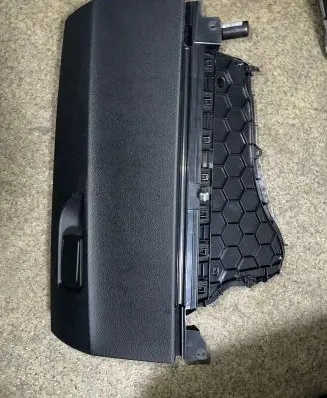 BMW 1 F20 F21 Glove box 9226047