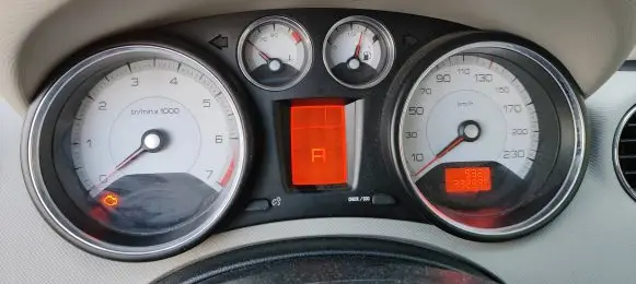 Peugeot 308 Speedometer (instrument cluster) 9665107580 610336