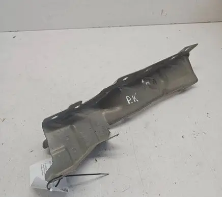 Renault Scenic II - Grand scenic II Fender mounting bracket