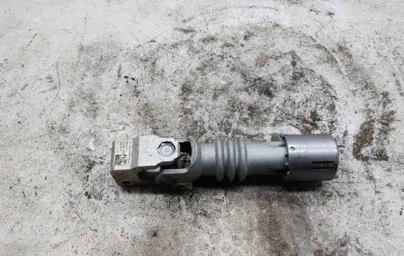 Mercedes-Benz C W205 Steering column universal joint A2054620378 1833103258 T116329