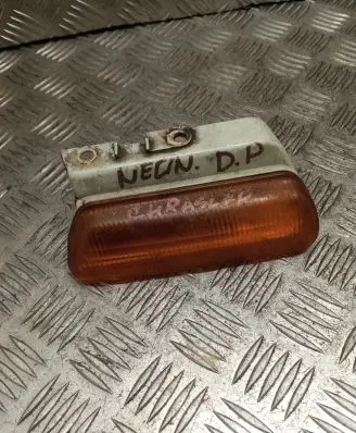 Chrysler Neon I Front indicator light 0144701447
