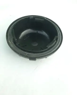 Volvo S60 Headlight/headlamp dust cover 9178538 89000387