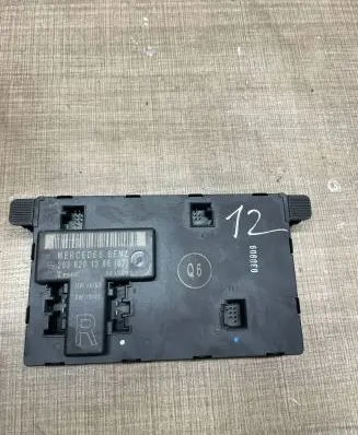 Mercedes-Benz E W211 Door control unit/module A2038201285