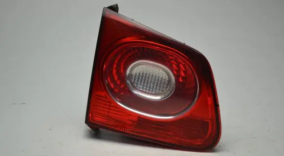 Volkswagen Tiguan Tailgate rear/tail lights 5N0945093B 223736 009692010813