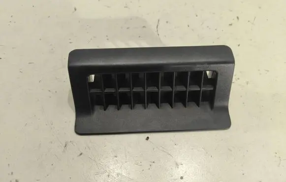 Volkswagen Phaeton Dash center air vent grill 3D0819923A