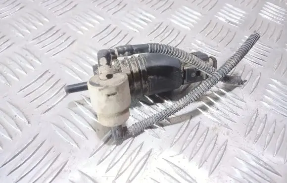 Audi A4 S4 B6 8E 8H Windscreen/windshield washer pump