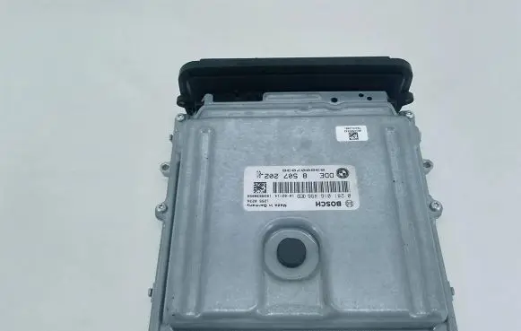 BMW 3 E90 E91 Engine control unit/module ECU