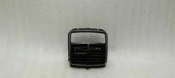 Mercedes-Benz CLS C219 Rear air vent grill A211830054