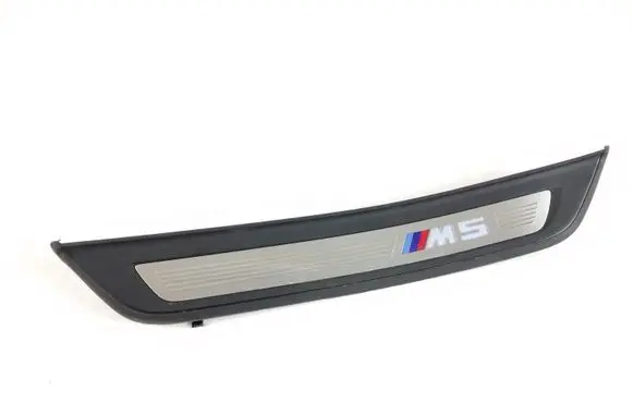 BMW M5 F90 Rear sill trim cover 8061072