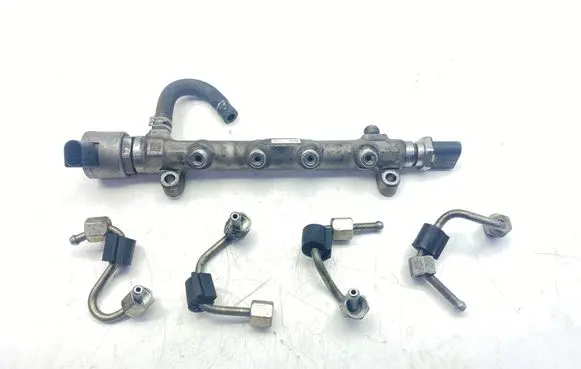 Fuel main line pipe
