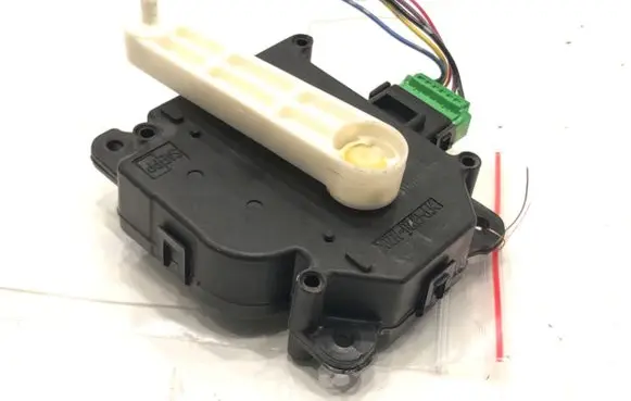 Honda Odyssey Air flap motor/actuator AW063800-1340