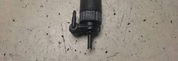 Renault Scenic I Windscreen/windshield washer pump 7700821782
