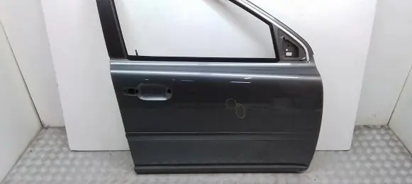 Volvo XC90 Front door