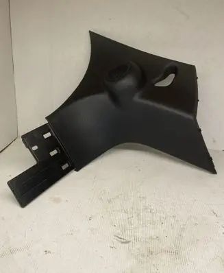 Dodge Durango III (D)pillar trim (top) 1G025DX9AD
