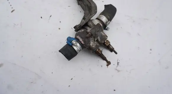 Thermostat/thermostat housing