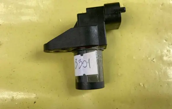 Mercedes-Benz B W245 Camshaft position sensor A0051531328