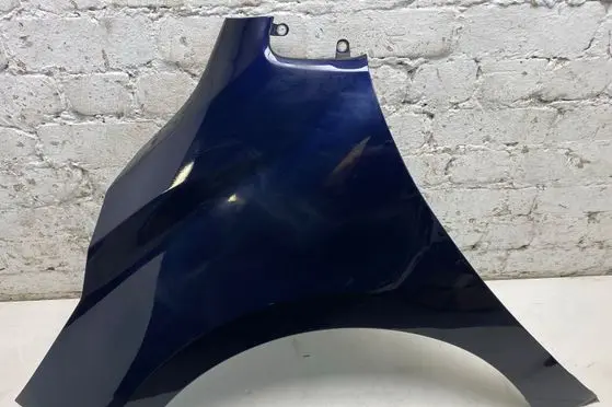 Toyota Sienna XL40 IV Fender