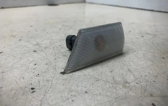Opel Vectra C Front fender indicator light 09180873 13251934