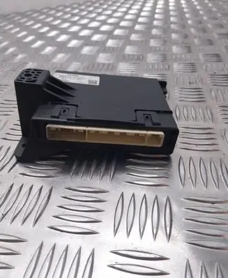 Toyota Avensis T270 Other control units/modules 8865005251 MB1777001850