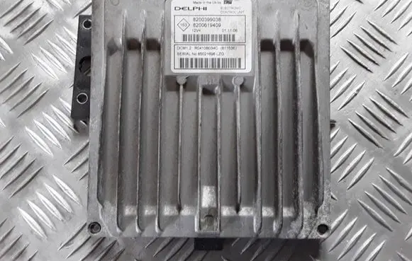 Renault Megane II Engine control unit/module 8200399038 8200619409 R0410B034C