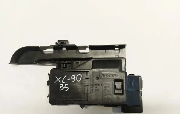Volvo XC90 Battery relay fuse 31450530