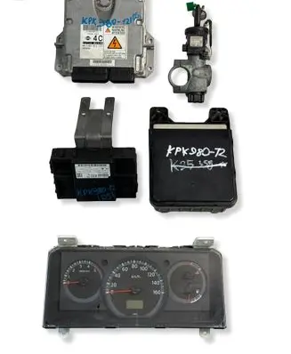 Nissan Cab Star Engine control unit/module 23710MA23B 284B2MB400 MB400PBHH
