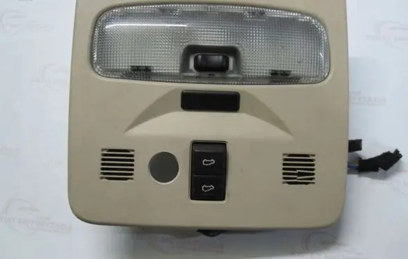 Land Rover Freelander 2 - LR2 Front seat light