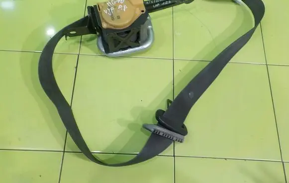 Honda Insight Front seatbelt TKAH3EJ530 BEZPIECZENSTWA