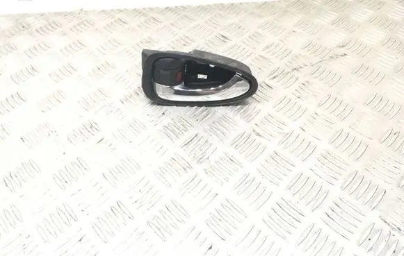 Toyota Avensis T270 Front door interior handle 6920605051 76693A1
