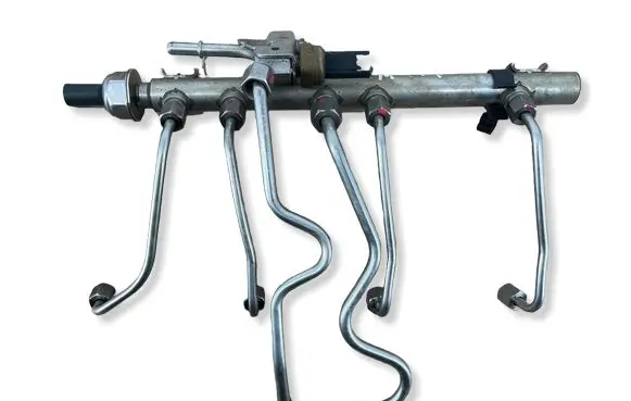BMW 3 E90 E91 Fuel main line pipe 7562475 00014505