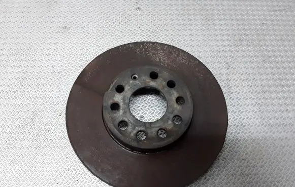 Volkswagen Jetta VI Front brake disc